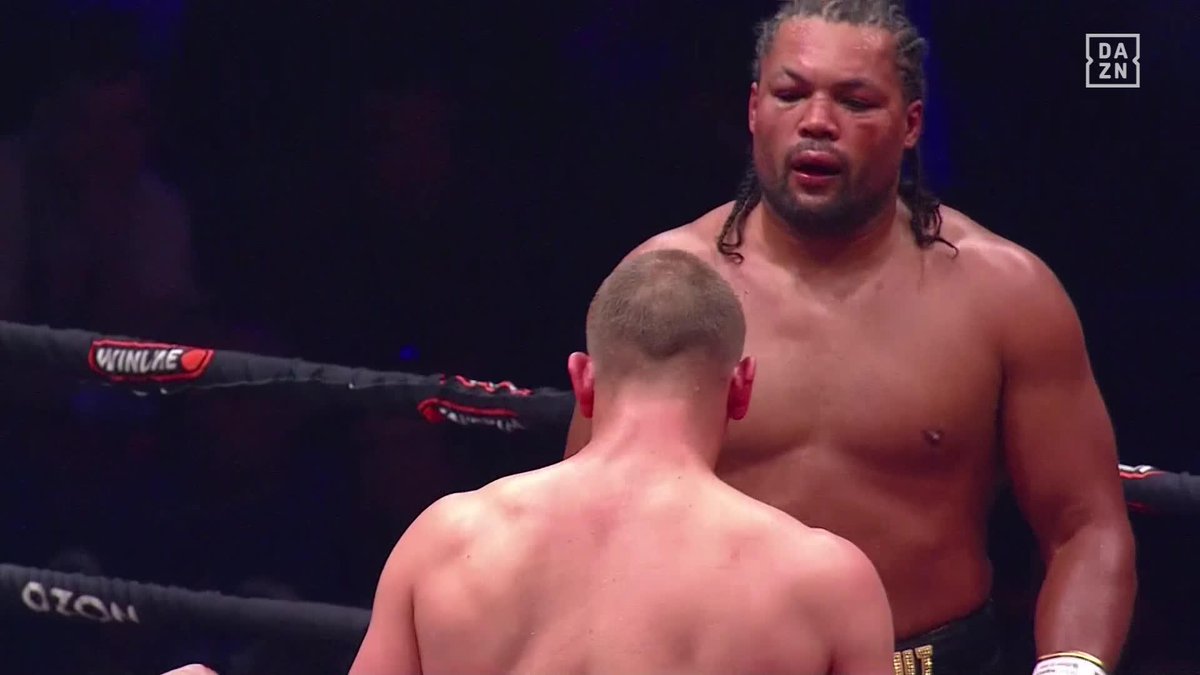 Joe Joyce wanted no more and the fight is OFF! Suslenkov gets the TKO win over Joe Joyce! #GassievKadiru x #IBAPro19 | Live NOW on DAZN ▪️