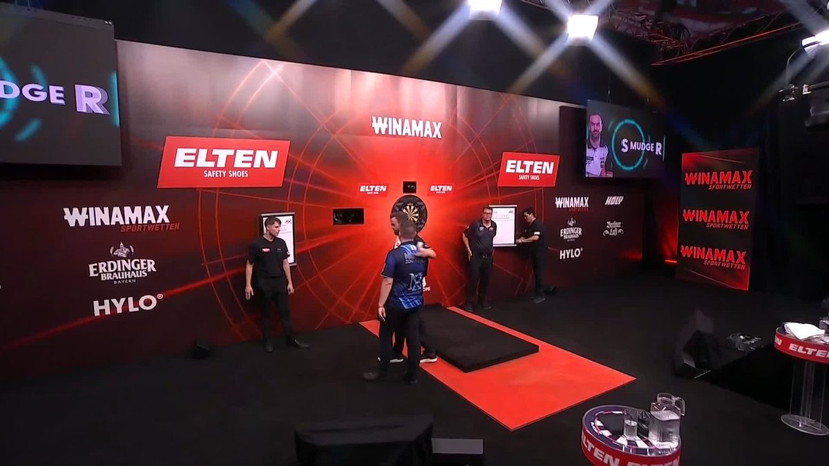 SMITH CLOSES OUT THE EVENING! Ross Smith is through to round three, as Smudger beats Niels Zonneveld 6-1! 📺 #ET10