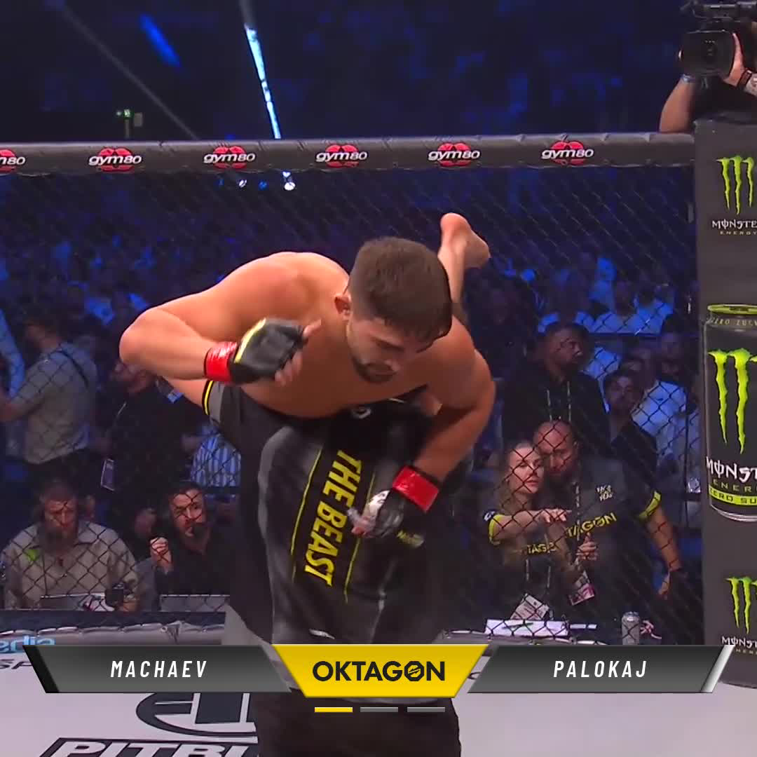 🤯 WOW!!! Mago Machaev 🇦🇹 knocks out Gjoni Palokaj in round one! The featherweight belt remains vacant #OKTAGON91 📺 | RTL+ | TVP Sport