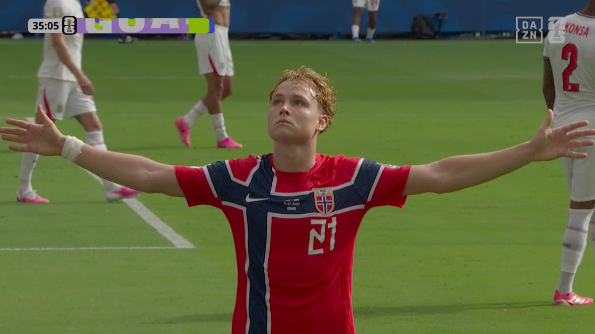 ¡GOLAZO SALVAJE DE SCHJELDERUP PARA LIDERAR EL ASALTO VIKINGO! 🔥 ¡Pongan los remos a funcionar que Noruega viene a por todas! 🚣♀️ #DAZNMundial