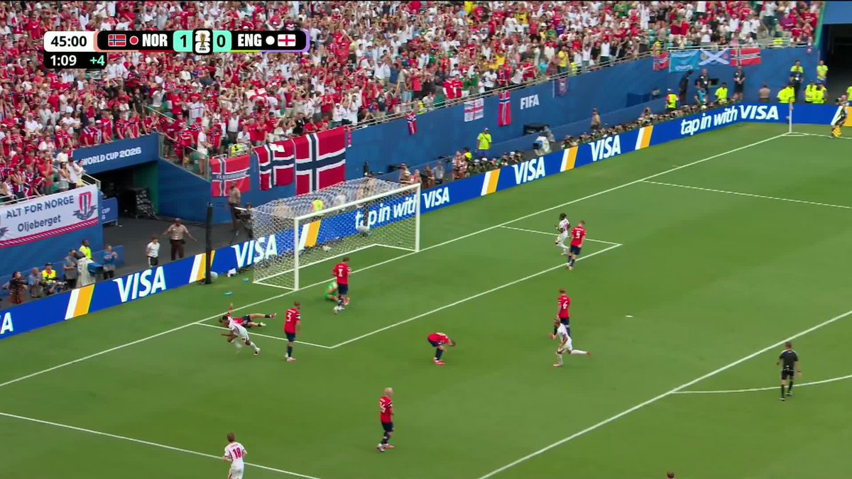 BELLINGHAM HAS EQUALIZED! Jude Bellingham slides one home to tie the game at one for England.