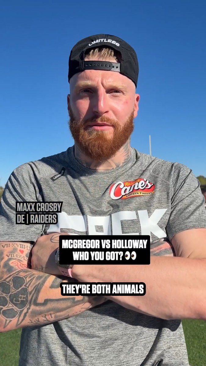 Who are you picking for tonight's main event? 🤔