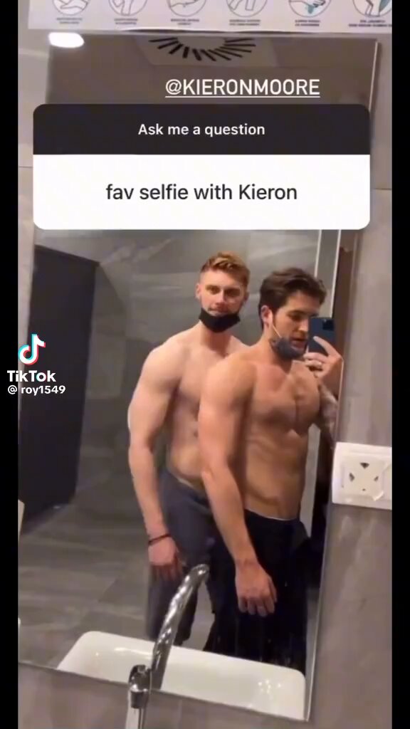 Oh to be in their orbit....🥵🥵🥵