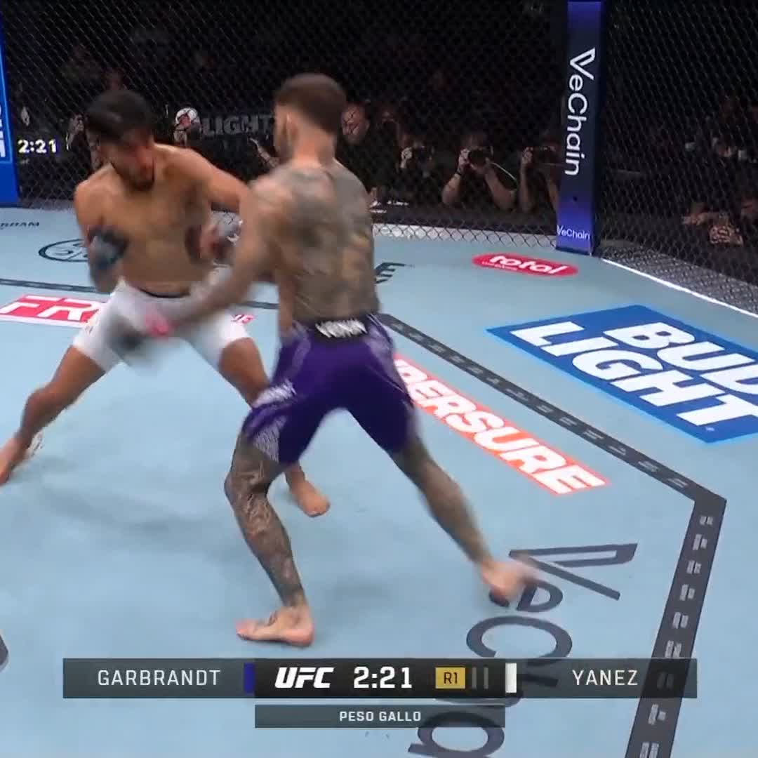 BRUTAL NOCAUT DEL MEXICANO 🇲🇽 ‼️ 🔥 Adrian Yañez termina la pelea con potente nocaut en el primer round 🛑 #UFC329 | Ver en vivo por Paramount+ Deportes