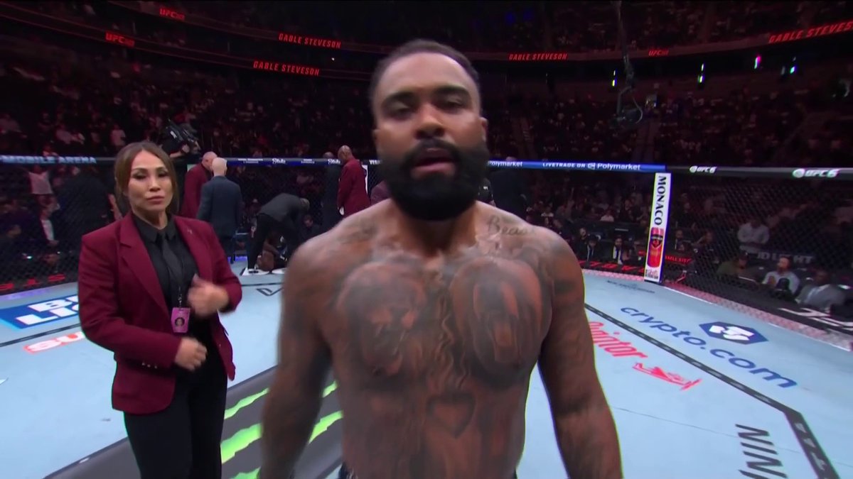 THE SUPER ATHLETE IS THE REAL DEAL! 😤 Gable Steveson with a DOMINANT performance defeating Elisha Ellison via TKO in R1! #UFC329 | Stream TNT Sports on HBO Max