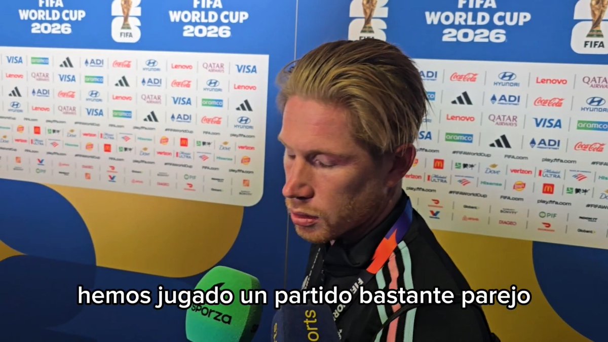 🇧🇪Al finalizar el encuentro ante España, Kevin De Bruyne habló para la prensa en zona mixta y mencionó lo siguiente: 🗣️"Hicimos un partido bastante parejo, en el vestuario nadie reclamó a Lammens, es una pena lo que pasó con él, pero sé que estará bien". 🗣️"Estoy muy orgulloso de poder jugar este Mundial, vengo de dos o tres años difíciles, quiero dar el ejemplo para los jóvenes". #CopaMundialFIFA