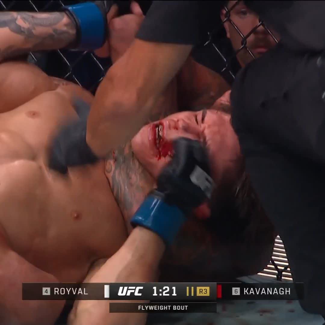 BRANDON ROYVAL FAIT UNE PERFORMANCE DE FOUUUU 🤯 Il soumet Lone'er Kavanagh au troisième round au terme d'un combat de malade ! #UFC329