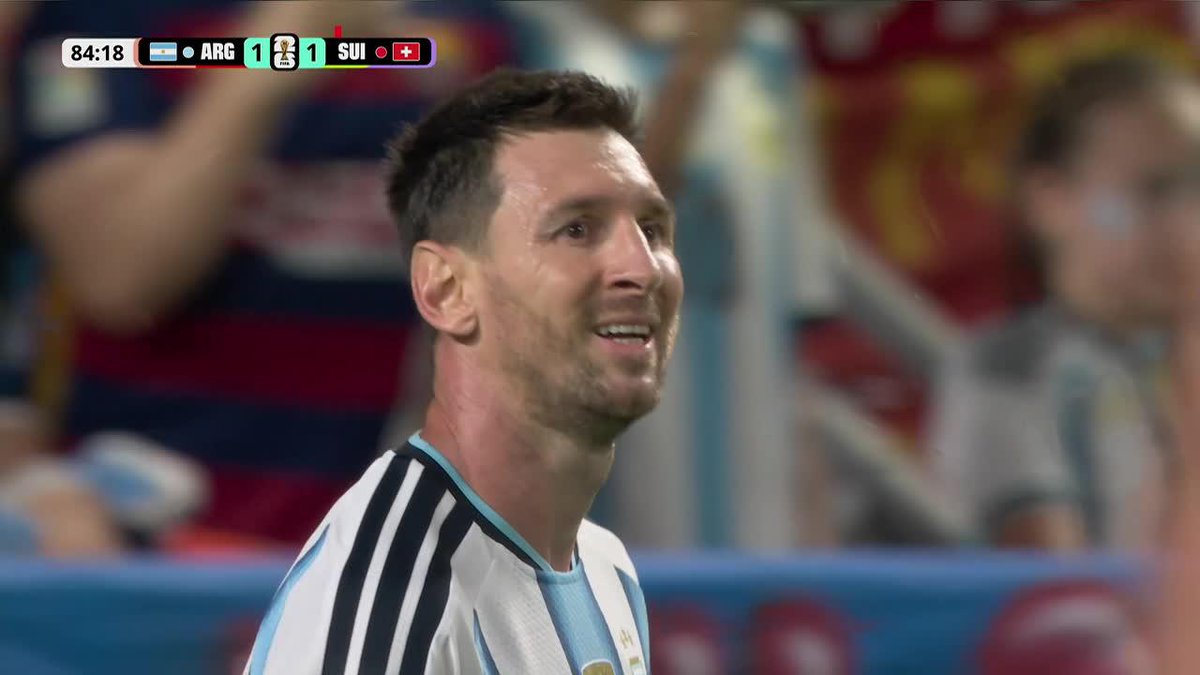 AY LEO... Messi se perdió una chance clarísima que no suele fallar vs. Suiza. ¡QUÉ PASE METÍA PAREDES! ⚽ #ESPNMundial 📺 Mirá los mejores partidos de la #FIFAWorldCup por ESPN, en el Plan Premium de #DisneyPlus