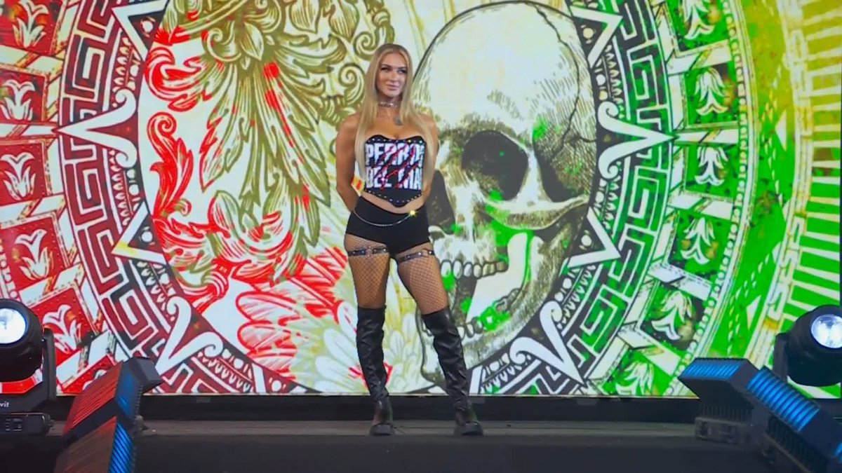 Karmen Petrovic anuncia la llegada de Los Perros del Mal #AAAenFOX