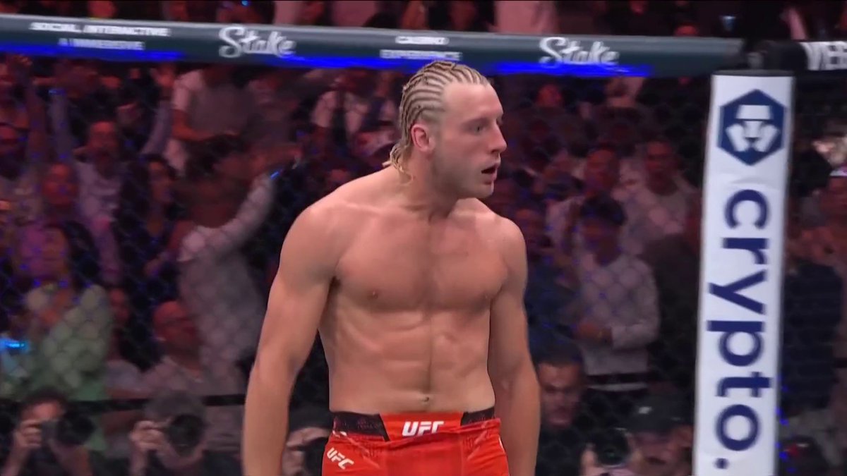 Paddy Pimblett just put on one of the most vicious chokes in UFC history! #UFC329 | LIVE on TNT Sports Box Office