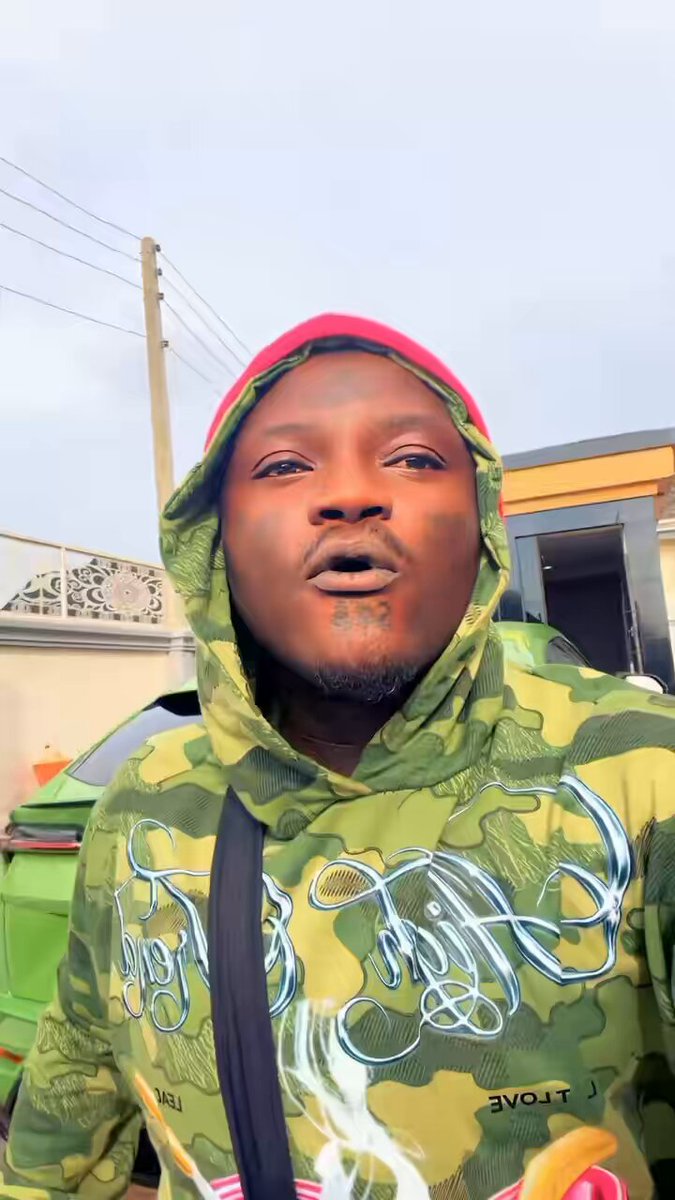 Portable lost his cool when he saw a Corvette, Porsche, Lamborghini Urus, Gwagon &amp; Cybertruck in TPumpy house, he say na cars Burna &amp; Davido dey use form dem park for house 🙆‍♂️😭