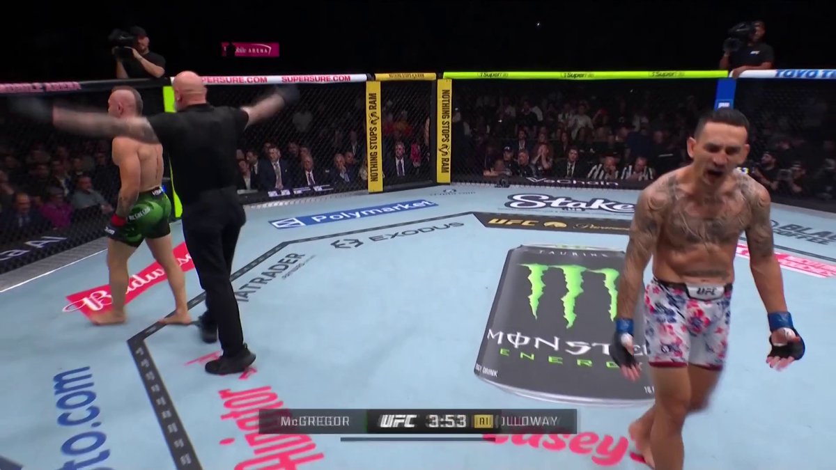 Conor McGregor cannot continue! Max Holloway wins the rematch! 😱 #UFC329 | Stream TNT Sports on HBO Max