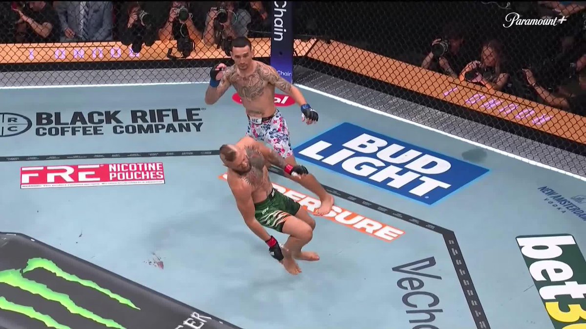 Max Holloway wants a rematch with Conor McGregor: "We gotta run it back one more time. One more time for the boys." #UFC329