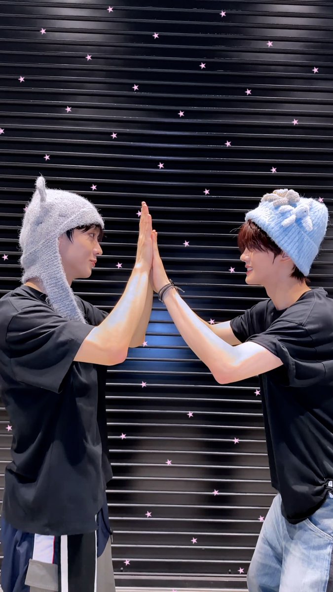 뀨빛 언티시엘 (*•᎑•*)ഒ·°*🎂‧₊˚ 🔗 #AND2BLE #앤더블 #YOOSEUNGEON #KIMGYUVIN #AND2BLE_SHOW_CONCERT #WelcomeToQurious