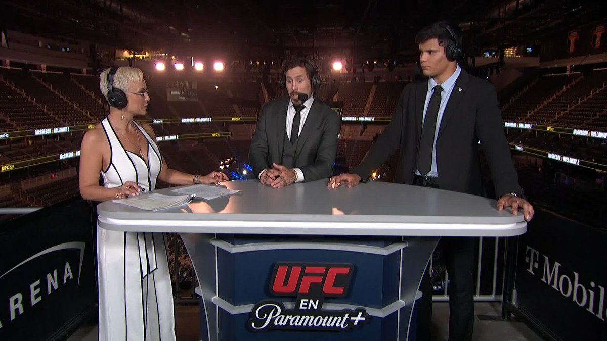 Lo llaman en corto aviso y llega a finalizar 😮‍💨 🇲🇽 🇧🇷Alessandro Costa logra la sumisión y con ello su tercer victoria en este año 🚨 #UFC329 | Ver en vivo por Paramount+ Deportes