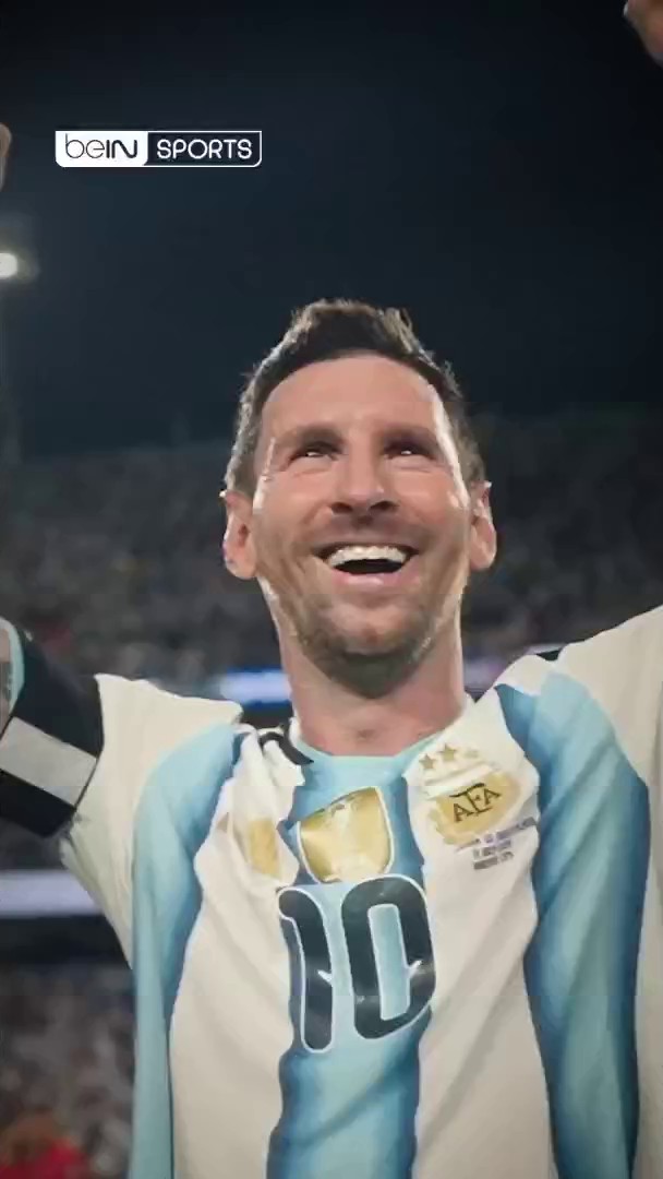 🏆👀 لحظات الفرح بعد معركة صعبة... احتفالات لاعبي الأرجنتين بالتأهل إلى نصف النهائي. #كأس_العالم2026