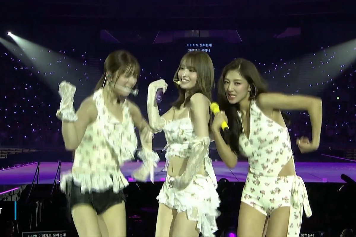 OUR 9WICE DANCING TO THE TT NAME FANCHANTS 😭