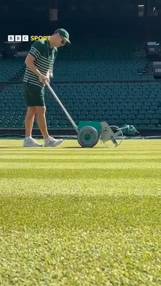 The behind-the-scenes you don't see (or hear) at Wimbledon... this is SO satisfying! 🤩 (🔈Sound on for this one!)