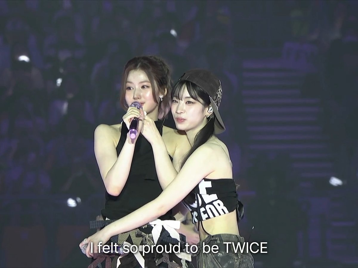 Sana was crying because she feels proud to be TWICE and she remembered their debut days. She said she's happy and it was a happy ending to the tour 🥹