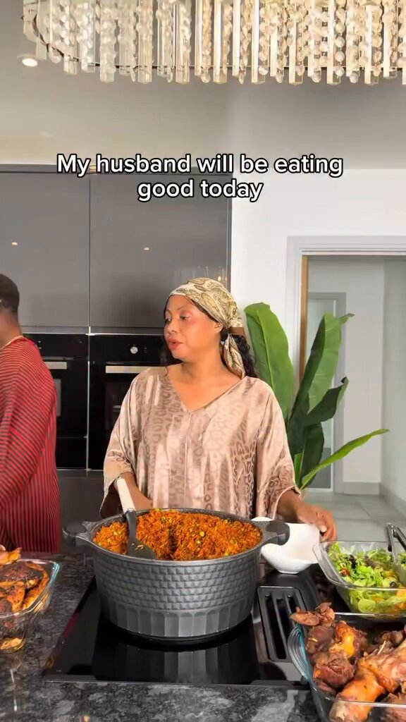 This woman better have an adoption form because I’m interested. Be like she wan go sell this man o🤣🤣