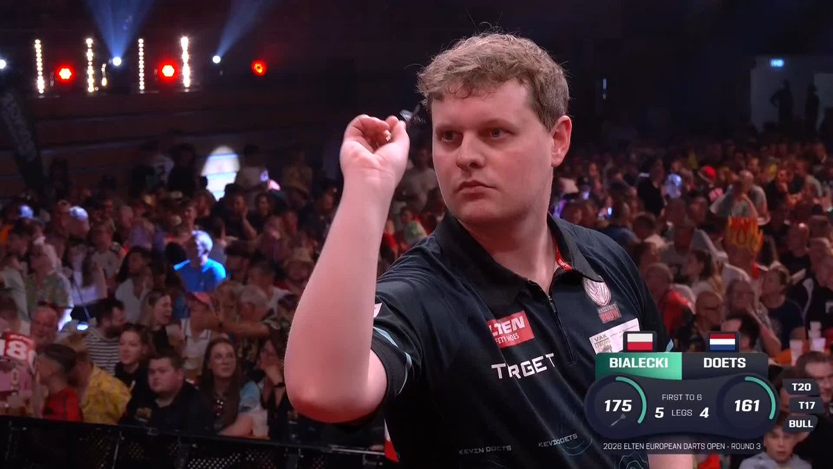 BIALECKI DUMPS OUT DOETS! 🇵🇱 Sebastian Bialecki defies a spirited fightback from Kevin Doets to book his place in a maiden European Tour quarter-final! 👏 📺 #ET10 | R3