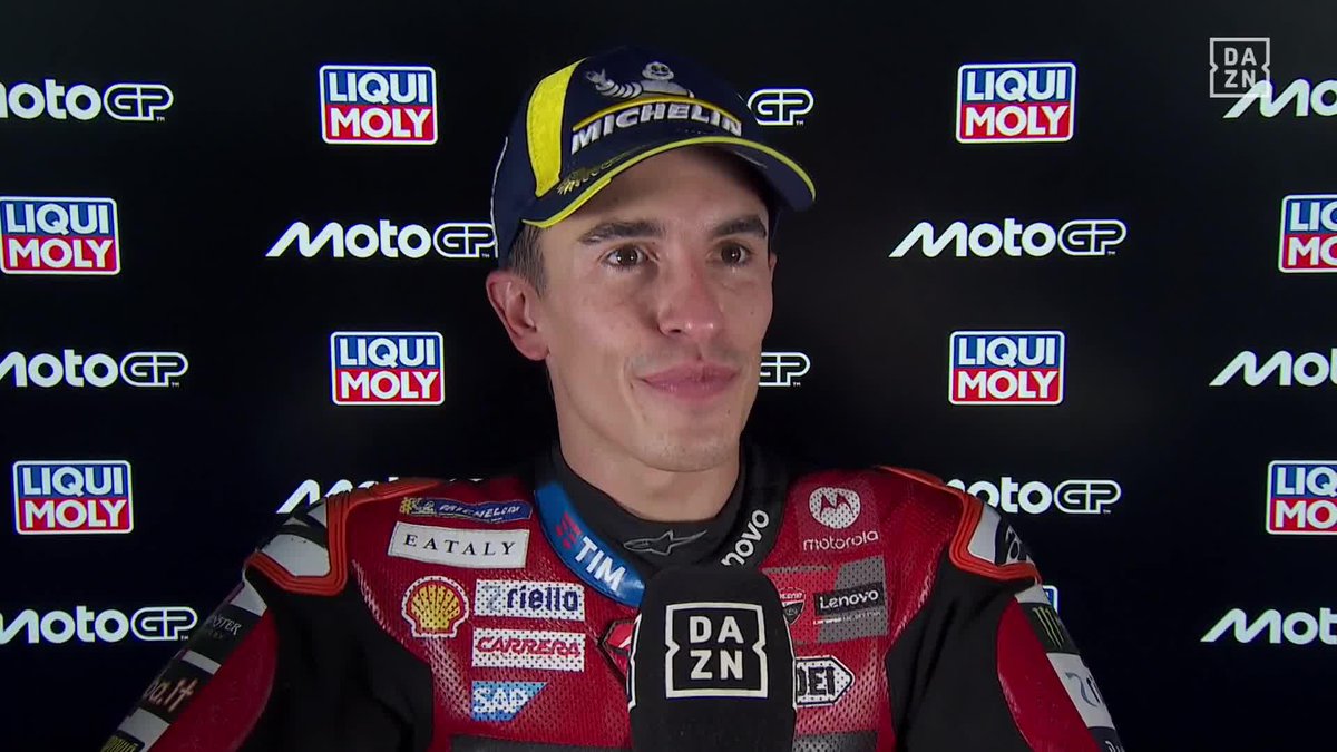 Marc Márquez sabía que tenía que atacar en Sachsenring... ¡Y HA ARRASADO! 🔥 🗣️ "A 18 puntos, no está mal, que estaba a 102 del líder. Muy contento de cómo ha ido el fin de semana" #GermanGP 🇩🇪 #MotoGP 🏁