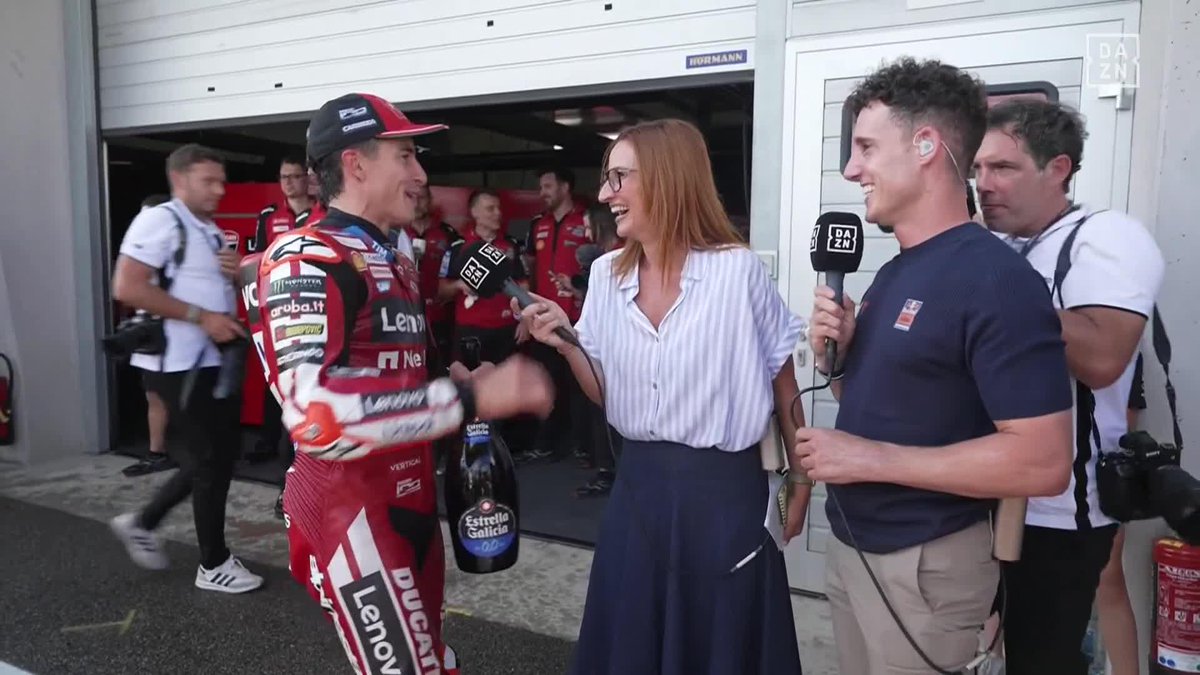 A Izaskun Ruiz no se le escapa una 😆 Marc Márquez ha tenido que confesarle qué cosita tenía que controlar para ganar en Sachsenring 👀 #GermanGP 🇩🇪 #MotoGP 🏁