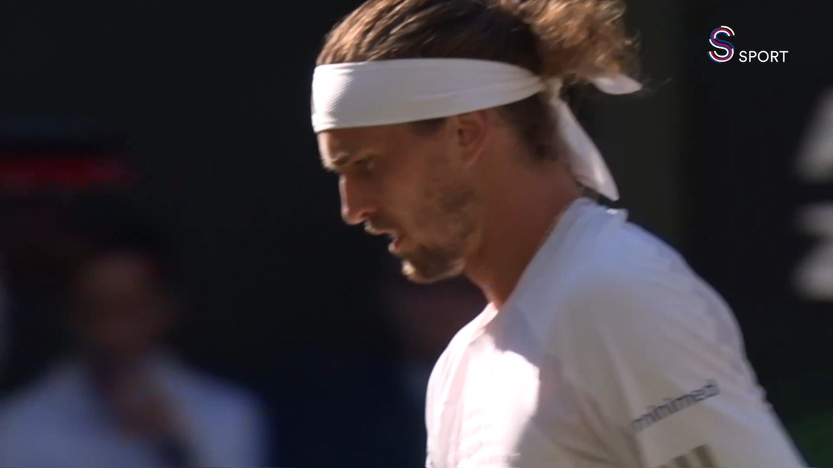 Zverev, etkili servisinin ardından file önünde puanı tamamladı! 🎯