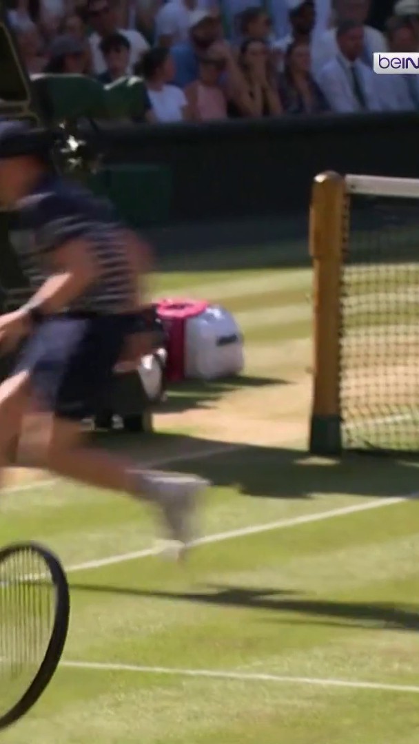 🎾🔥 ألكسندر زفيريف يحسم المجموعة الأولى أمام يانيك سينر في نهائي فردي الرجال ببطولة ويمبلدون 👏 هل يواصل الألماني طريقه نحو اللقب، أم يعود سينر في المباراة؟ 👀🏆 #ويمبلدون