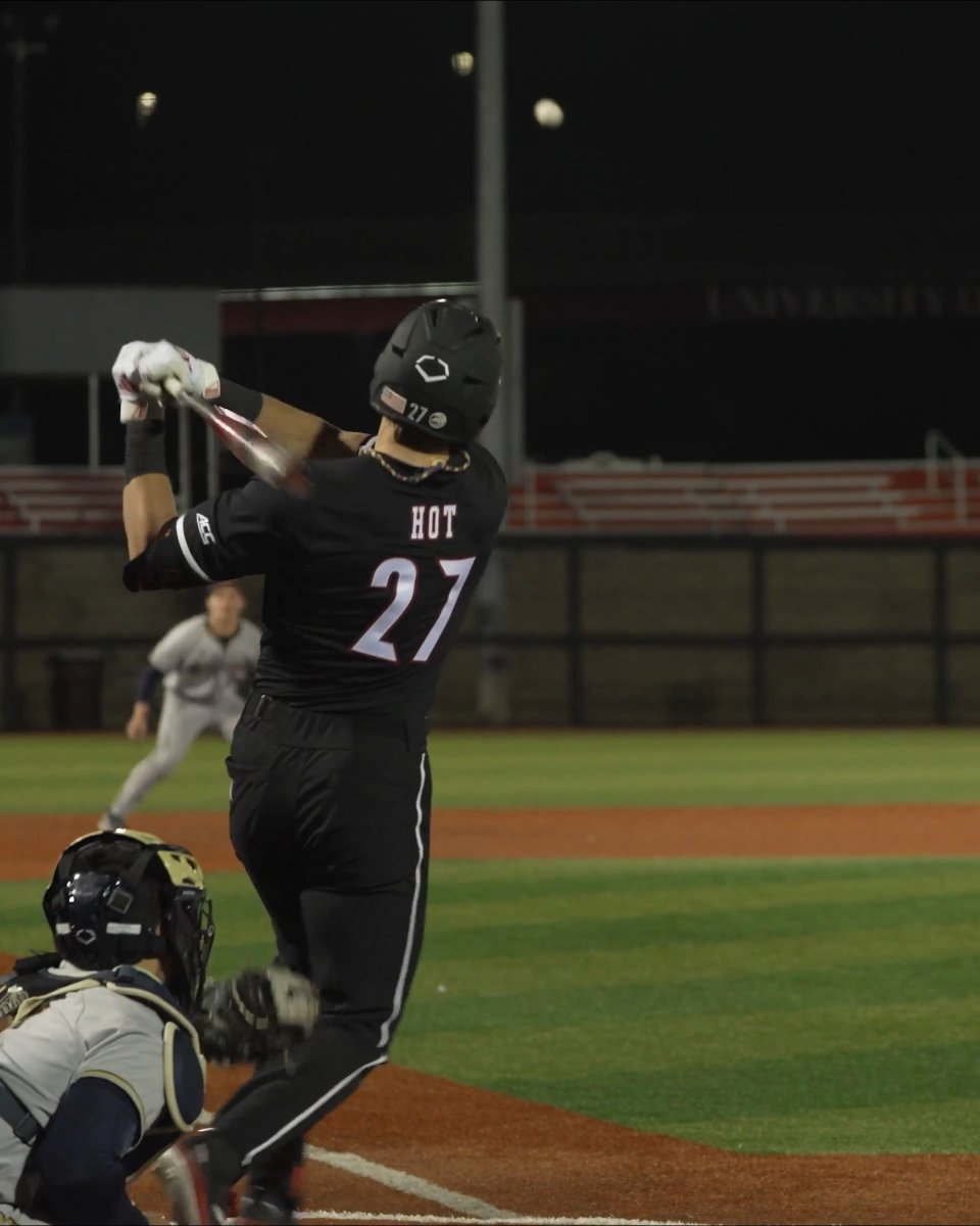A New York kid set to don the pinstripes. Bayram Hot → New York Yankees #GoCards | #MLBDraft