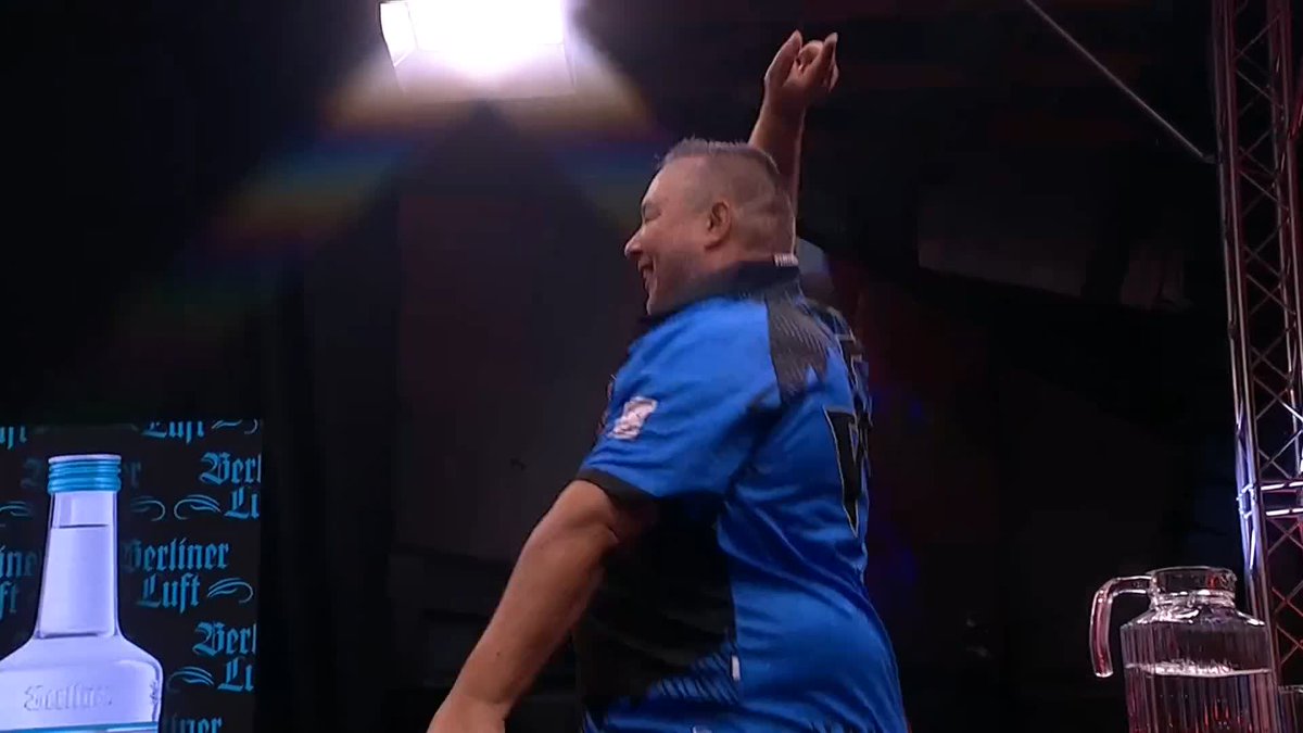 WATTIMENA INTO THE FINAL! Jermaine Wattimena dispatches Damon Heta to race through to his maiden European Tour final! ๐ The dancing may need a bit of work though! ๐ ๐บ #ET10 | SF