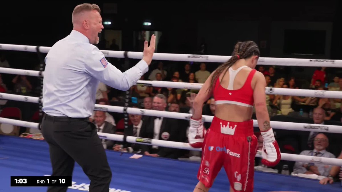 REDSTALL WITH A BIG KNOCKDOWN 💥 #RedstallCourtney | LIVE NOW on DAZN ▪️