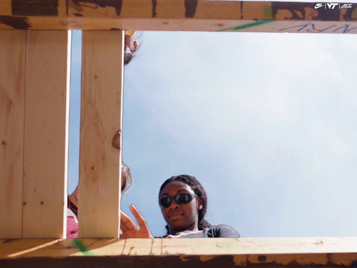 "No kid sleeps on the floor in our town!" 🛏️ #Hokies connected with our community this weekend by building beds with Sleep in Heavenly Peace. 🔨
