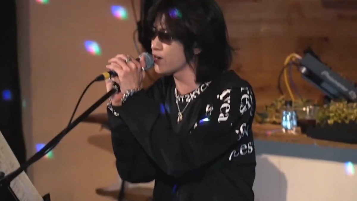【哀愁のカサブランカ】#秋月煉 アコースティックcover曲ライブ映像 もし良ければ聴いてください🎤🎸