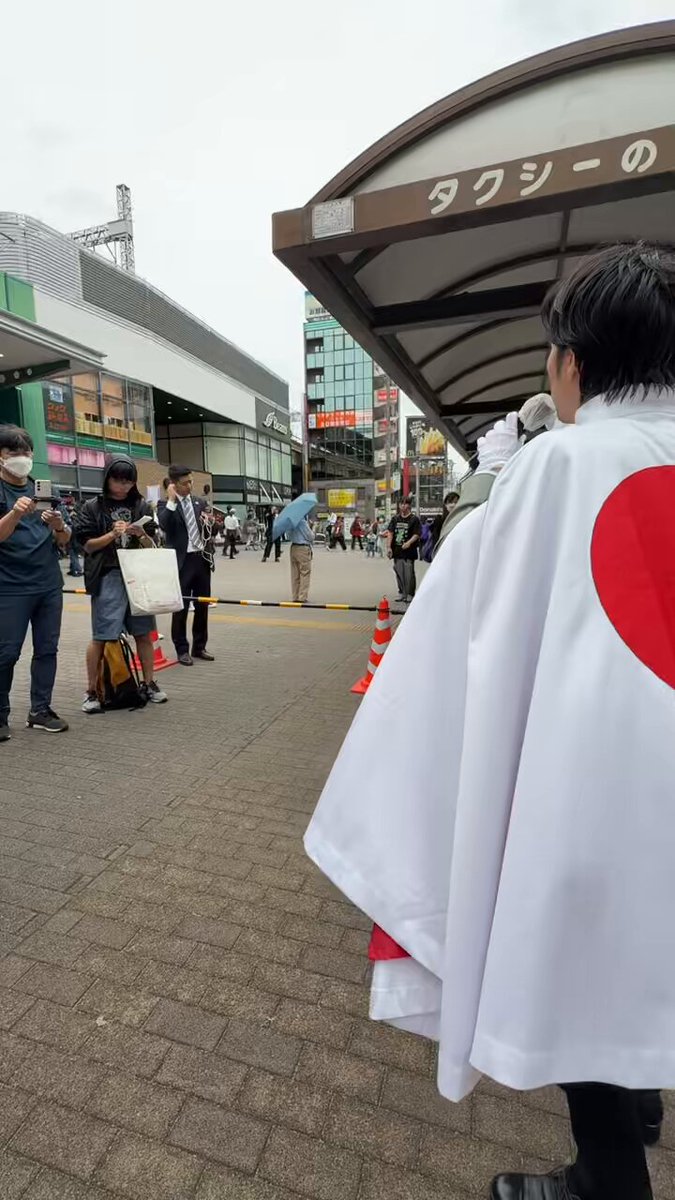 この中指、「マジでかっけえなぁ」と当時、思いました。 #路哲