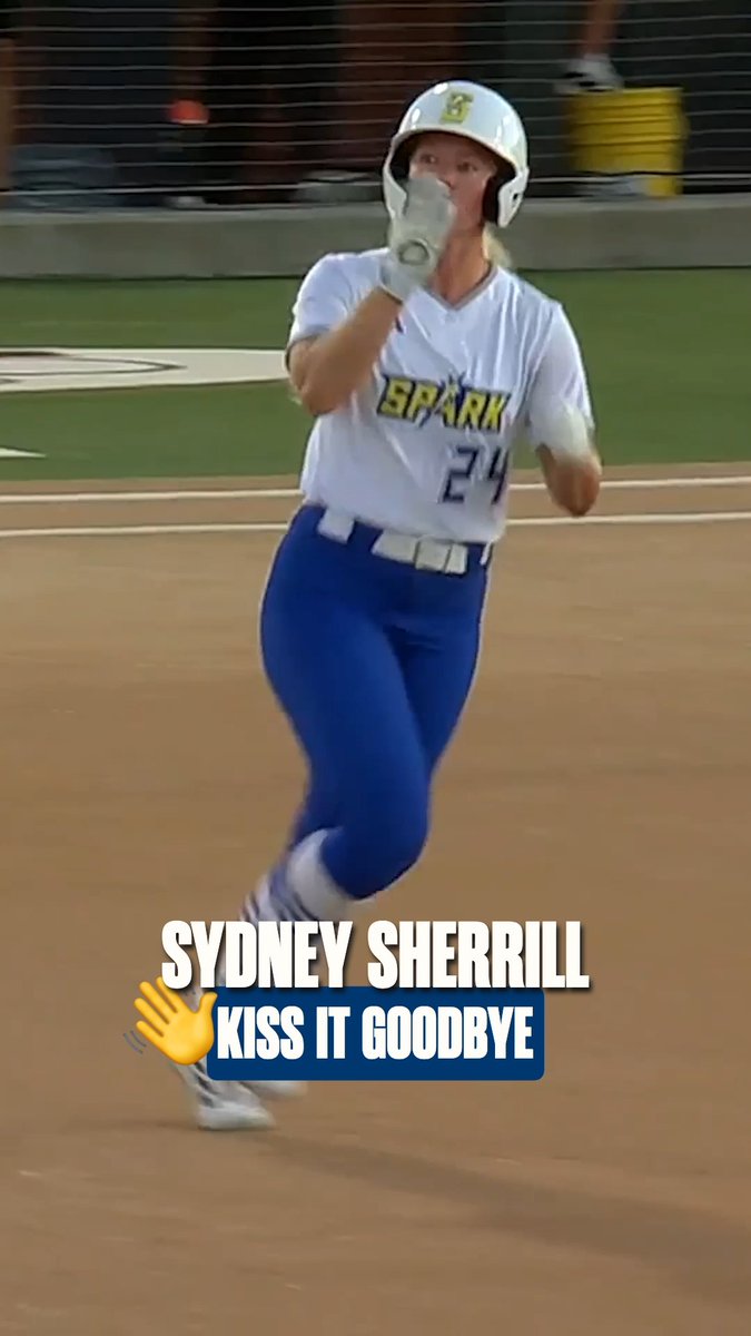 OH MY, KISS THAT ONE GOODBYE 👋 Sydney Sherrill destroyed that ball 🤯