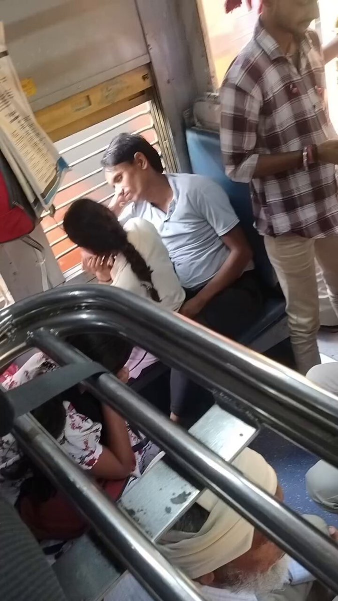 700 किलोमीटर का सफर कब बीत गया, किसी को एहसास ही नहीं हुआ वजह जानकर आप भी चौंक जाएंगे। 😲 वीडियो आखिरी तक जरूर देखें