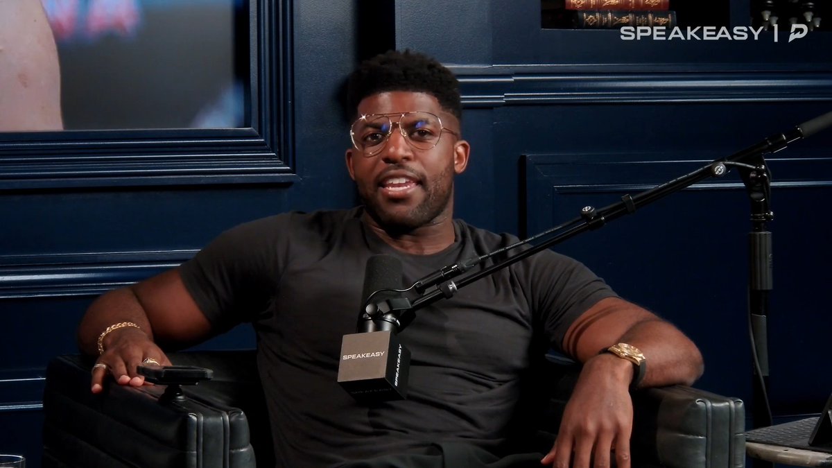 .Emmanuel Acho believes that McGregor was hurt before the fight started "Everybody that bet on Conor McGregor should get their money back. Everybody that downloaded Paramount + to watch the fight or subscribed to the channel should get their money back."