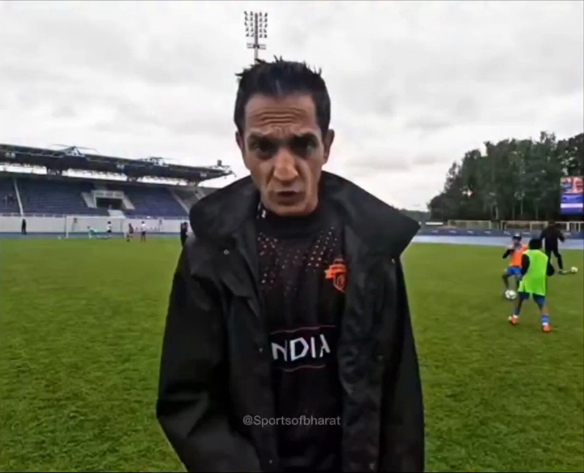 🚨Ranjit Bajaj refuses to release his players, saying he wants to help India win the U-15 World Cup 👀 Ranjit revealed that he received a letter asking him to release three players, but said he refused because he believes this generation has the potential to achieve something historic. "I am folding my hands and requesting you... let me scout the best boys from across the country. In one month, I'll prove how much talent India has." He added, "How much money will I take? Zero. This is my dream. This is exactly what I want to do." 😳