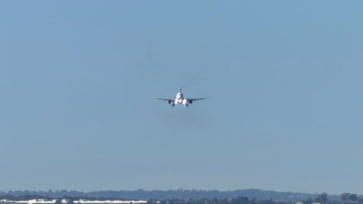It’s official the first cargo flight lands at Western Sydney International Airport (WSI). This A321 is the largest aircraft ever to land on this tarmac as the Sydney’s newest airport ramps up to transport passengers on October 25 2026 onboard a Jet Star flight to the Gold Coast.