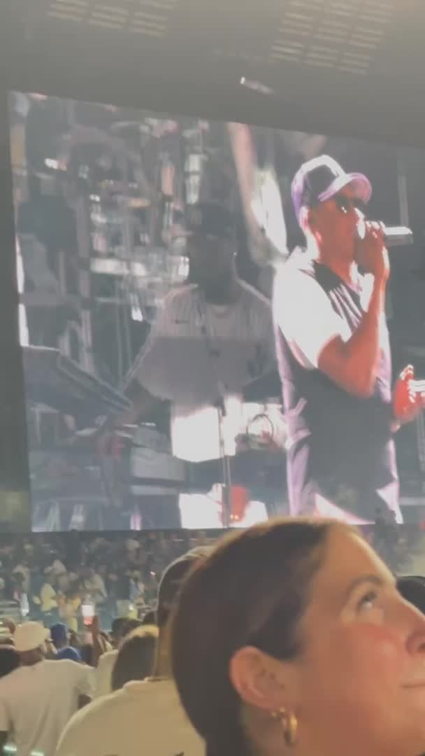 Jay-Z brings out Teyana Taylor for "Can't Knock the Hustle" at his Extra Innings show at Yankee Stadium
