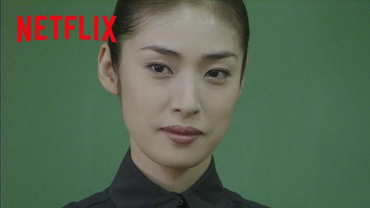 「いいかげん目覚めなさい」 “鬼教師” 阿久津真矢(天海祐希)が伝えるのは 子どもを甘やかす親が 子どもの成長を妨げているという現実 その言葉に 進路をめぐって親たちに反発する6年3組は… #女王の教室 #TheQueensClassroom