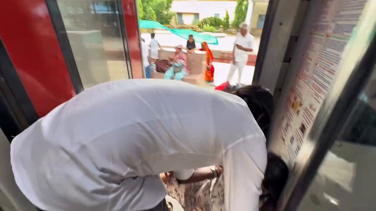 A Mother Died. The Train Didn't Stop. On 12 July 2026, aboard Train No. 12216 Garib Rath Superfast (Bandra–Delhi Sarai Rohilla), a woman lost her life after emergency medical help could not reach her in time. Co-passengers pleaded with the TTE to halt the train at the nearest station so an ambulance could attend to her. The request was refused. She died during the journey. The most heartbreaking part? Her 18-year-old son, who was traveling with her, still believed his mother had only fainted. A thorough inquiry is needed to determine whether railway staff followed emergency protocols and whether this tragedy could have been prevented. Who will be held accountable? 📹Soheb_mumbai_wala