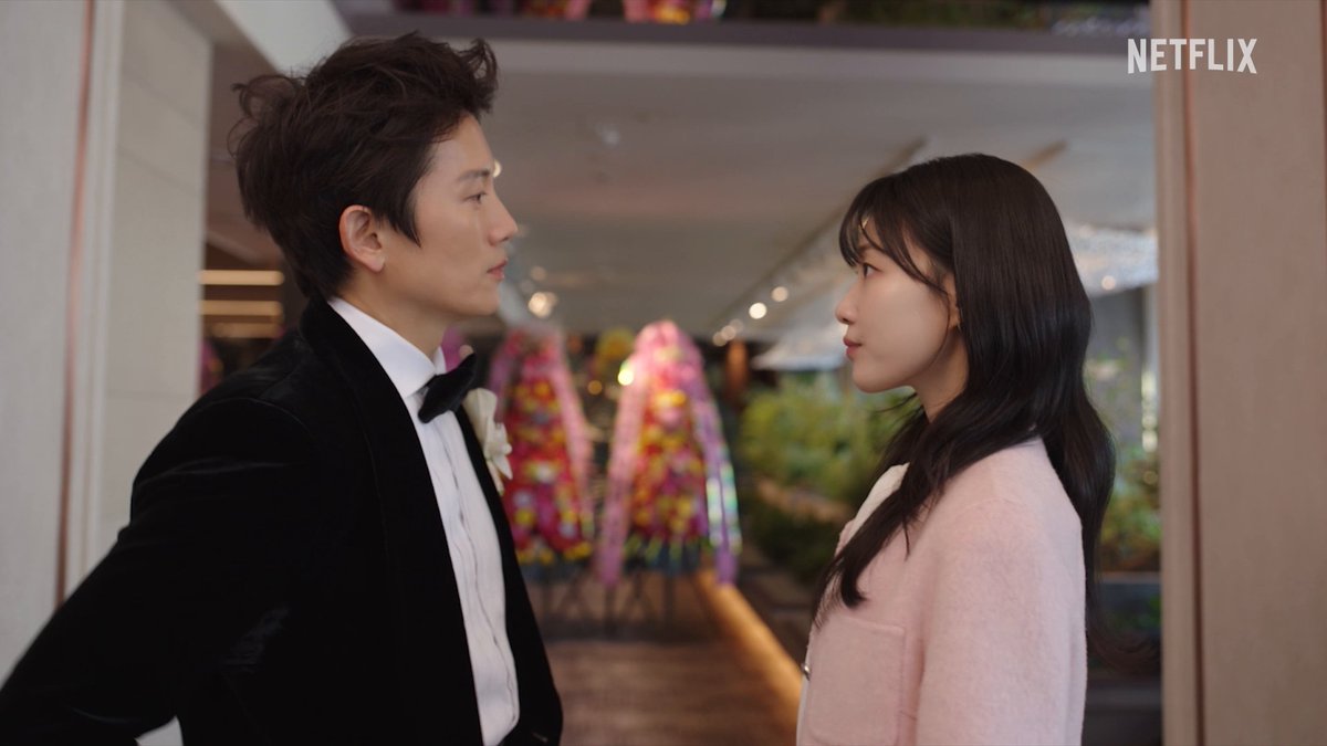 Not just fake dating, they’re fake married?! This was when I knew this show had me 🤩 #JiSung #지성 #HaYoonkyoung #하윤경
