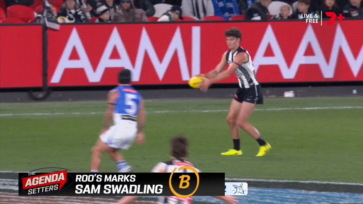 "In a team of 30-plussers, he's a kid that Collingwood fans can get really excited about. He's a beauty." Nick Riewoldt on Sam Swadling 👉