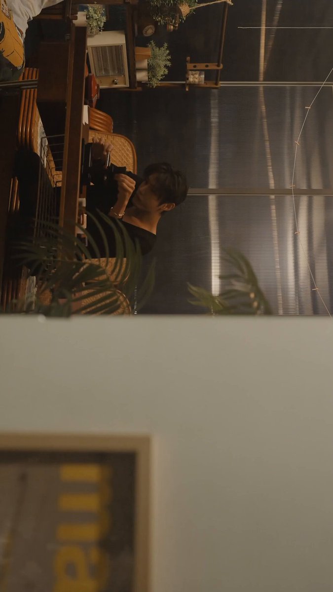 ZEROBASEONE’s Kim Jiwoong has released a teaser for his new song ‘Closer’. Out July 14th at 12PM KST.