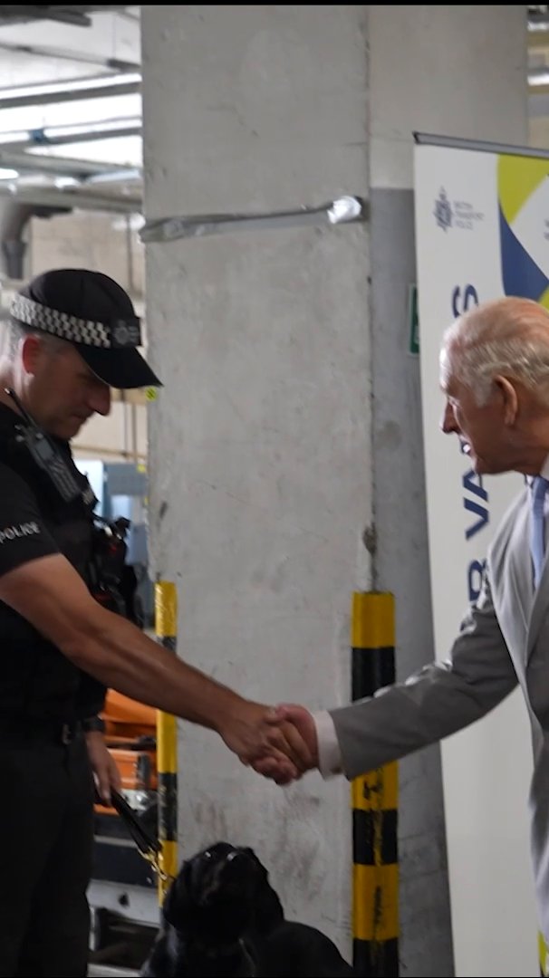 “I’ve travelled for all these years just for a glimpse of the work you do every day.” Last week, we were honoured to welcome His Majesty The King to our new London headquarters. 👑 He expressed his gratitude for the hard work of officers and staff across the organisation. 👏