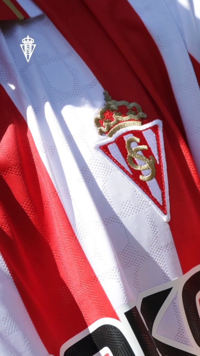 ✍🏻 Un post de Lediakhov (𝘦𝘭 𝘥𝘦 𝘷𝘦𝘳𝘥𝘢𝘥). El Príncipe 👑. Nos ponemos de pie y le escuchamos.