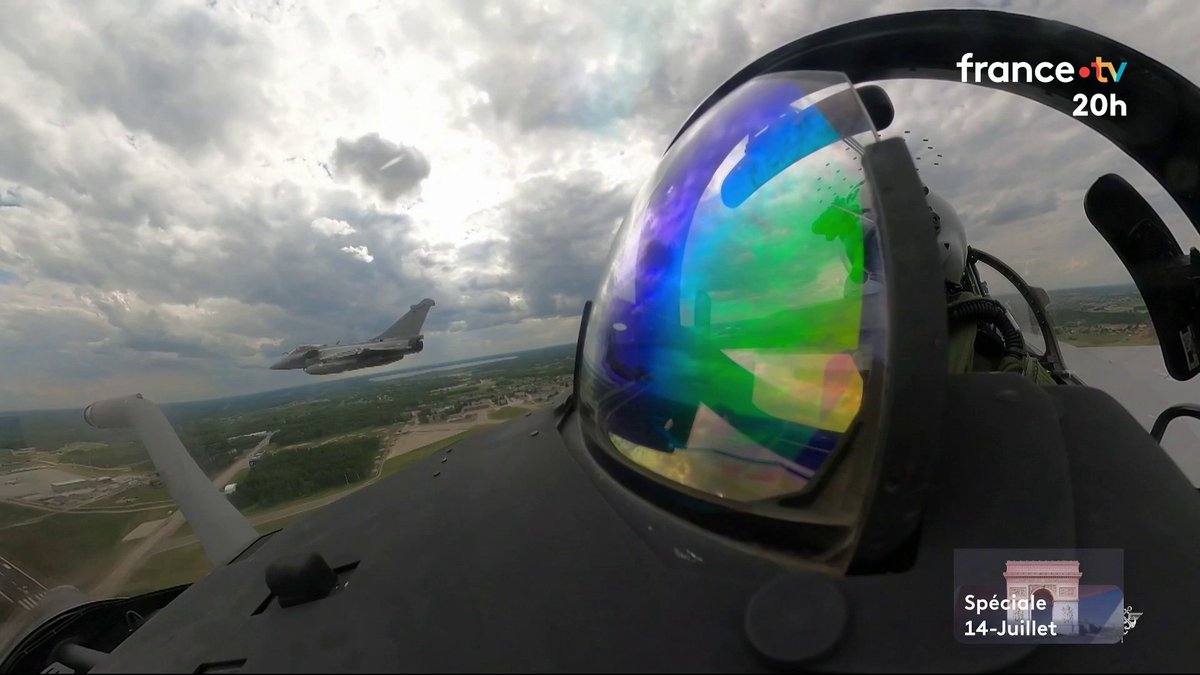 🇫🇷🇷🇺 Face à la Russie, les Rafale sont en première ligne. Des pilotes français sont en mission en Lituanie. Ils luttent contre les drones et, parfois, contre des avions russes qui menacent l’espace aérien européen. #JT20h