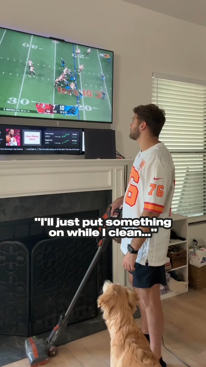 Hard to focus when Bucky Irving highlights are on 📺😅 🎥 Watch more highlights on NFL+